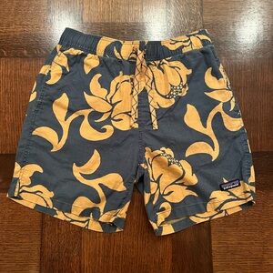 Patagonia Men's Shorts - Navy and Yellow Floral